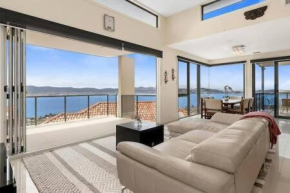 The View Sandy Bay 5 bedroom